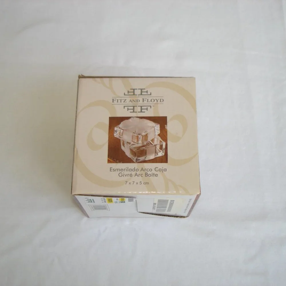 ✨$5 w/ $15+ BUNDLE✨ NEW Fitz & Floyd Frosted Bow Box Glass Crystal Trinket Dish